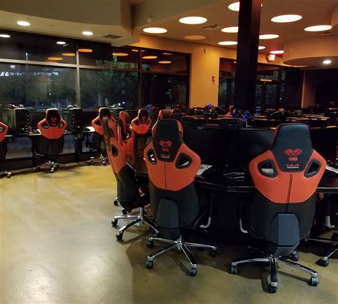 The Grid Cyber Lounge.